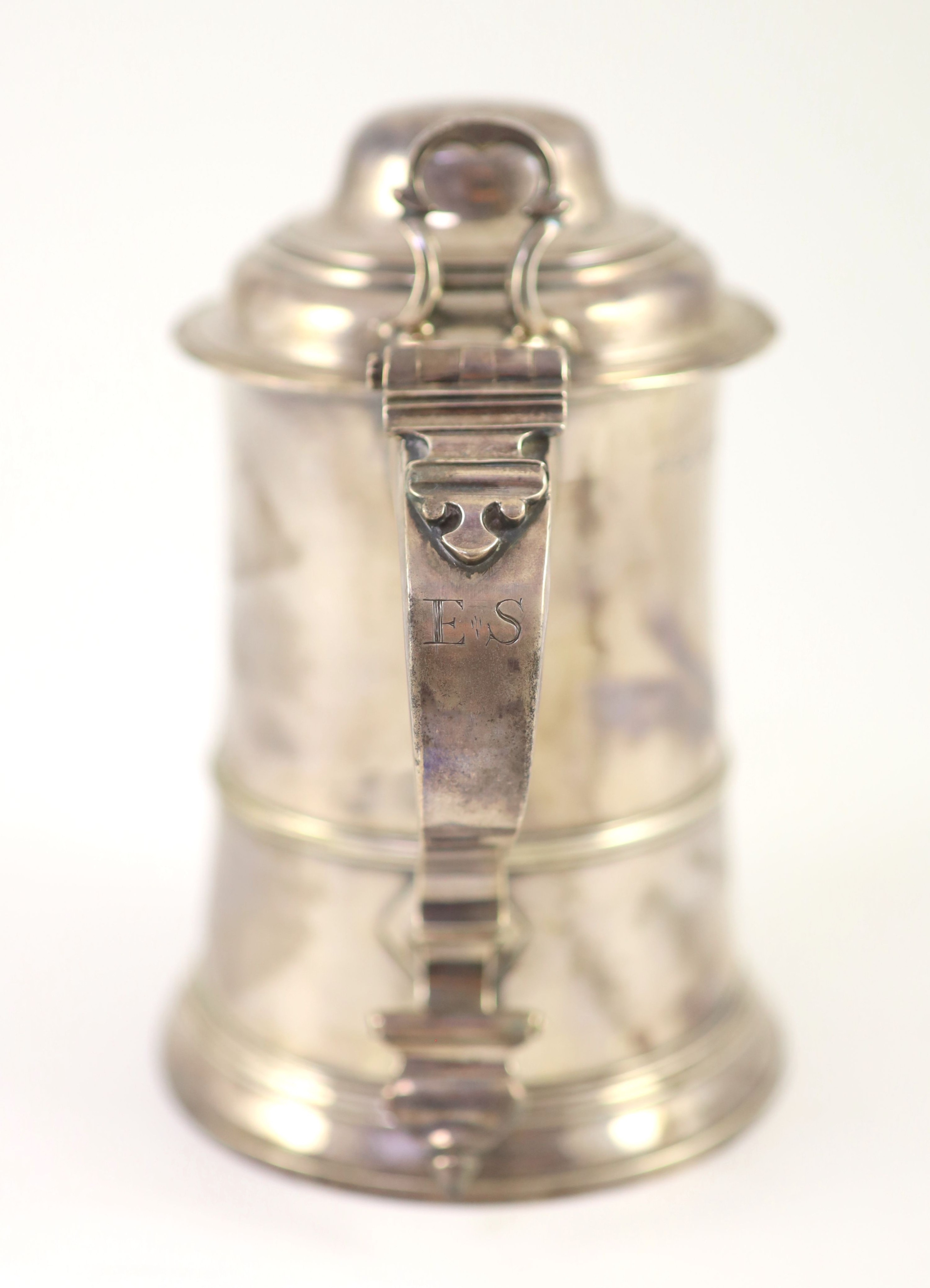 An early George III silver tankard, by John Moore